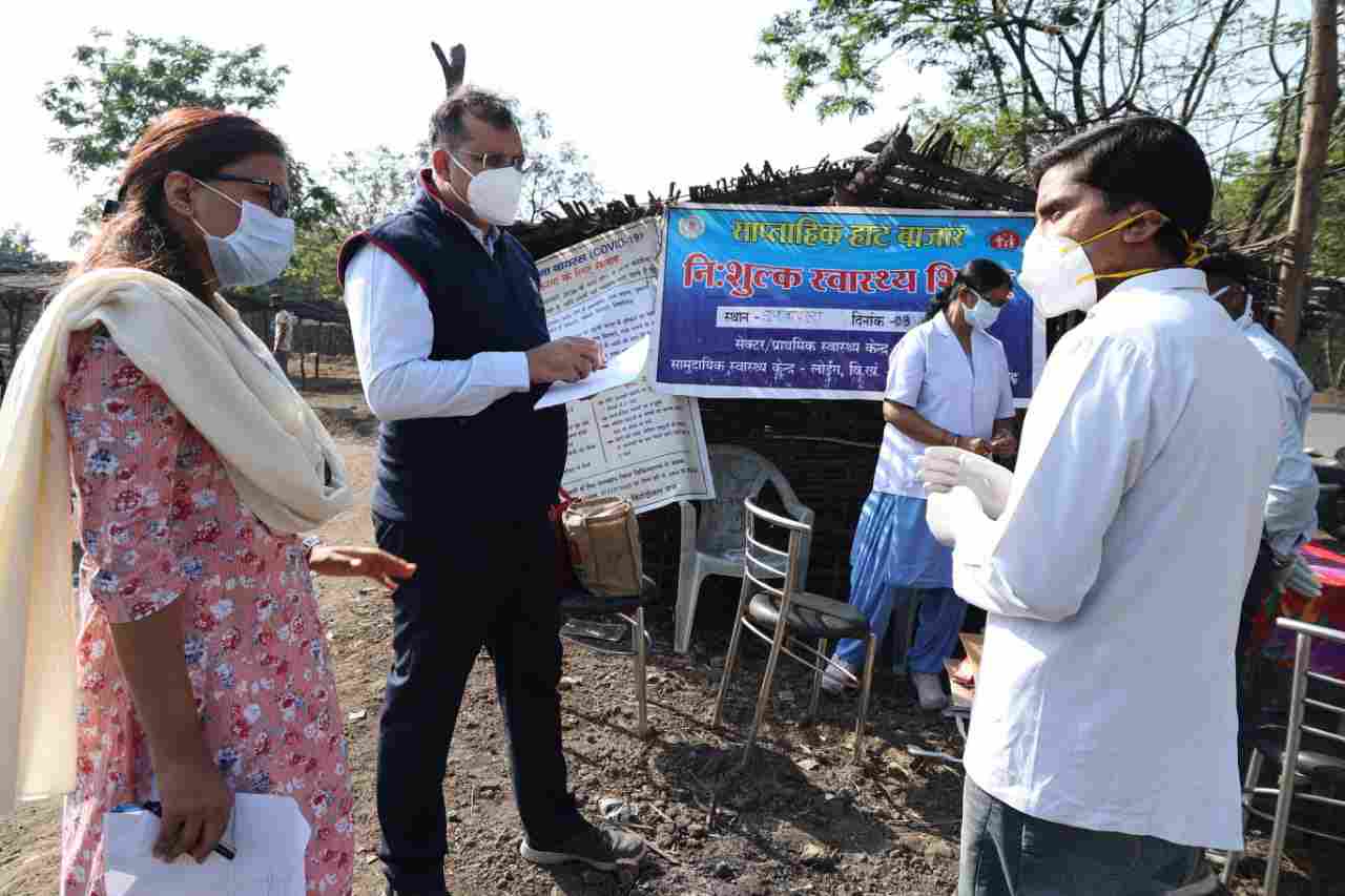 हाट-बाजार क्लिनिक में निर्धारित सभी जांच सुविधाओं का लोगों को मिलना चाहिये लाभ-कलेक्टर श्री भीम सिंह