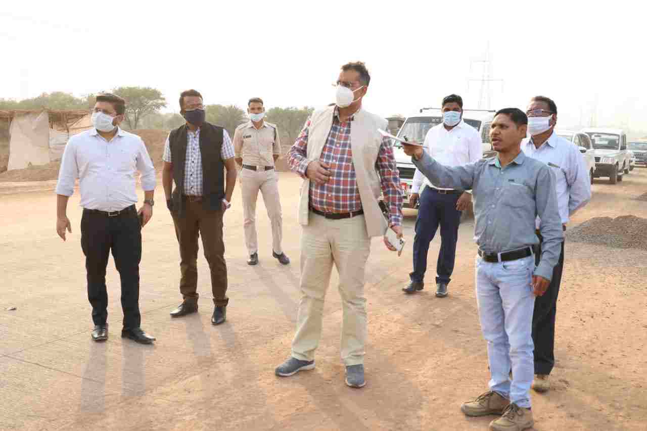 भूपदेवपुर मार्ग के पैच वर्क का काम एक माह में करें पूरा-कलेक्टर भीम सिंह