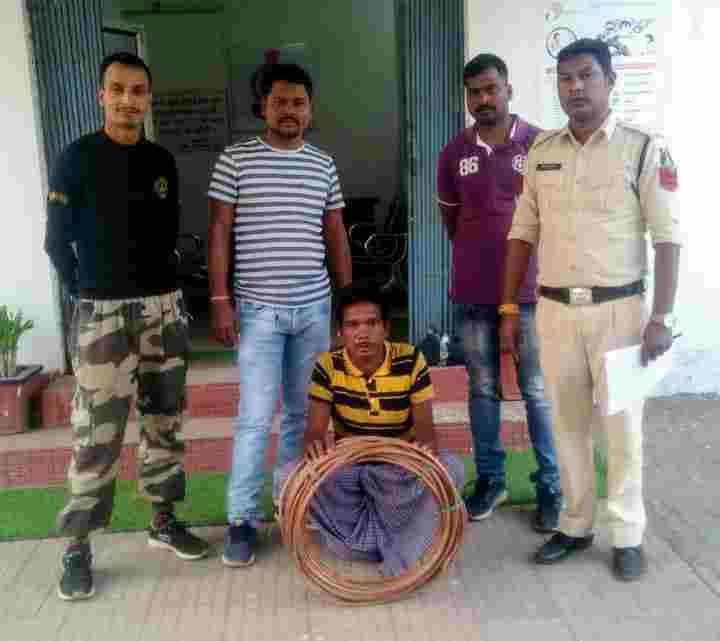 घरघोड़ा पुलिस ने 28 किलो ग्राम तांबा तार के साथ आरोपी को किया गिरफ्तार