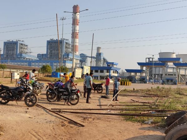 एनटीपीसी लारा  संयंत्र के मुख्य द्वार पर चल रहा धरना समाप्त