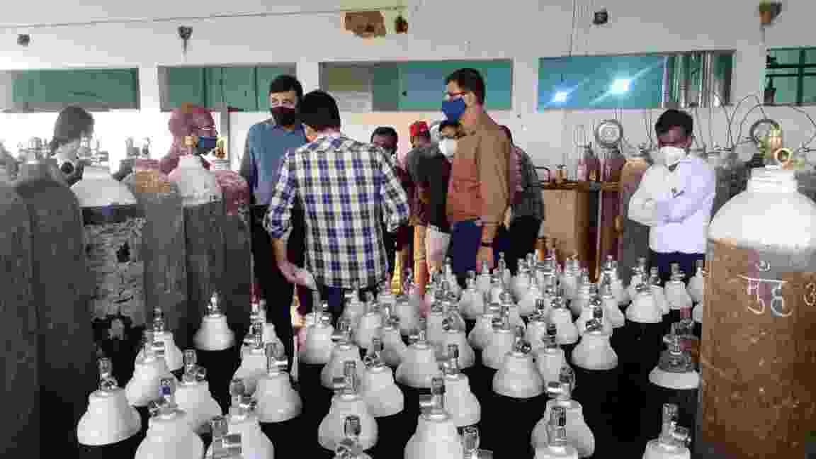 *कलेक्टर ने किया कुरंदी स्थित ऑक्सीजन प्लांट का निरीक्षण*