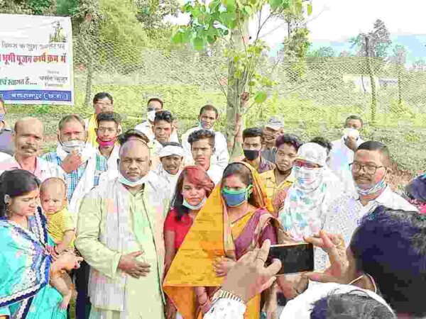 सर्व आदिवासी समाज सामुदायिक भवन का भूमिपूजन  विधायक बृहस्पति सिंह के हाथों