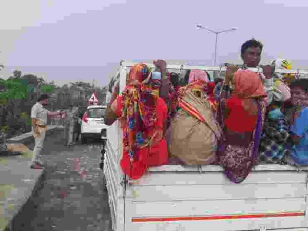 एनएच पर ओव्हर स्पीड और कार में सीट बेल्ट नहीं लगाकर वाहन चला रहे चालकों का कटा चालान…..