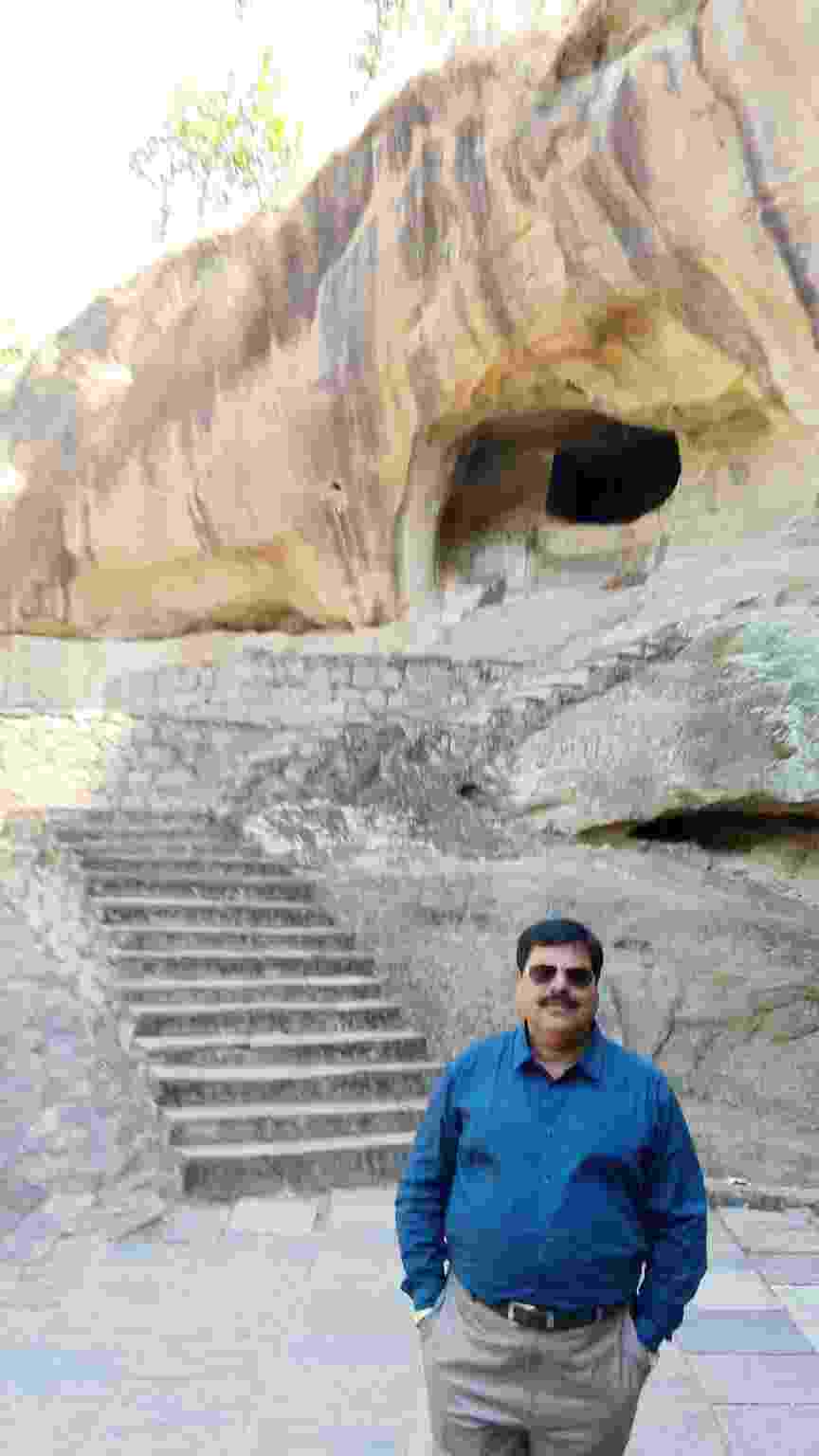 आषाढ़ मासे प्रथम दिवसे….देश की प्राचीनतम नाट्यशाला इसी छत्तीसगढ़ में