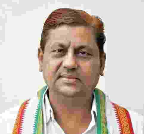 वन मंत्री के मार्गदर्शन में पौध वितरण द्रुतगति से जारी ,राज्य में अब तक 12 लाख पौधों का हो चुका वितरण, बिलासपुर को 2 लाख पौधों का लक्ष्य