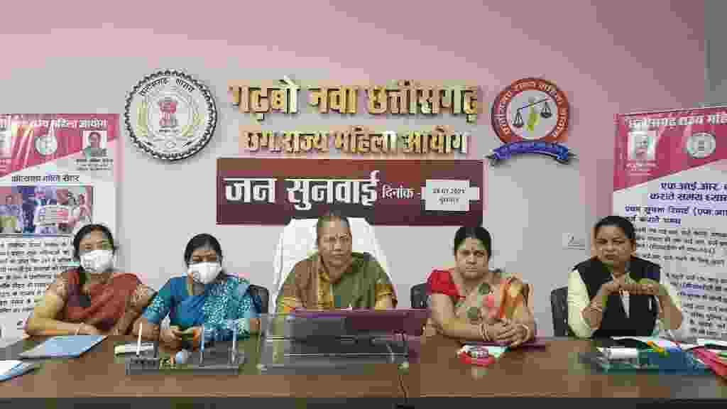 अधिवक्ता के द्वारा आयोग में दुर्व्यवहार और महिला की संपत्ति हड़पने के मामले में वकालत का लाइसेंस निलंबित करने की अनुशंसा पहली बार हुई ऐसी कारवाई