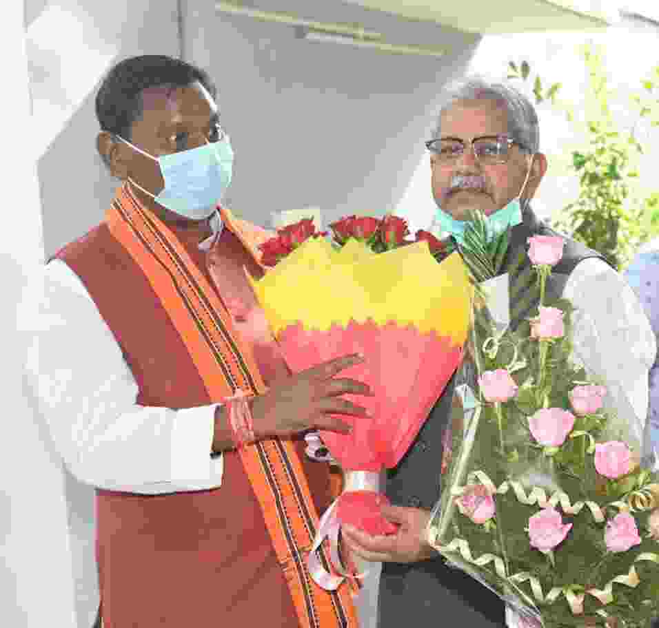 नेता प्रतिपक्ष कौशिक ने केन्द्रीय मंत्री मुंडा से की मुलाकात