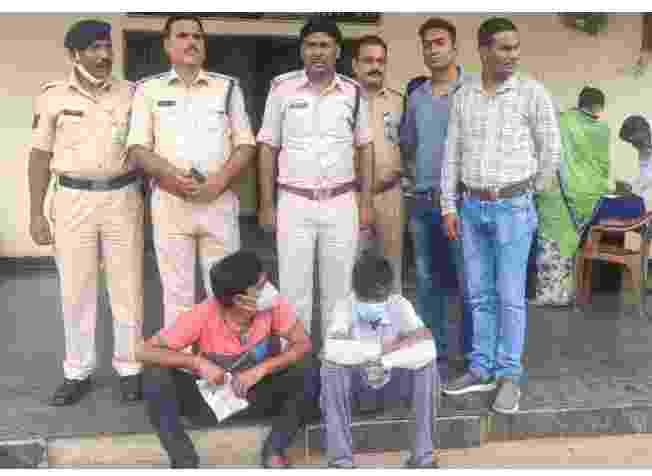 अम्बिकापुर पुलिस ने 20 लाख रु. की ब्राउन शुगर के साथ दो को गिरफ्तार किया