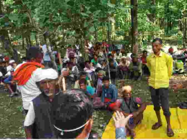 बिग ब्रेकिंग : कवर्धा से 150 बैगाओं का दल अचानकमार के भूतकछार गांव में बसने पहुंचे, पुलिस एवं वन विभाग की संयुक्त टीम हटाने में हुए असफल, तनाव बना