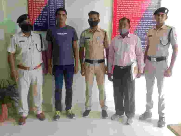 आरपीएफ बिलासपुर में फिर पकड़ा अपहरण के मामले में पुलिस थाना पामगढ़ के वांछित अभियुक्त को