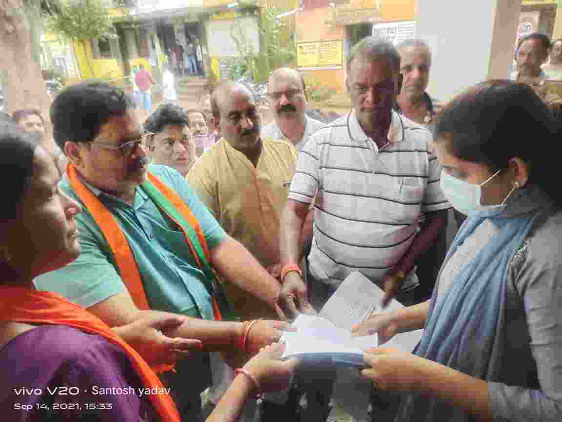25 सौ में धान खरीदी की नियत नही इसलिए रोज नए तरीकों से किसानों को परेशान कर रही भुपेश सरकार – अरुण धर दीवान
