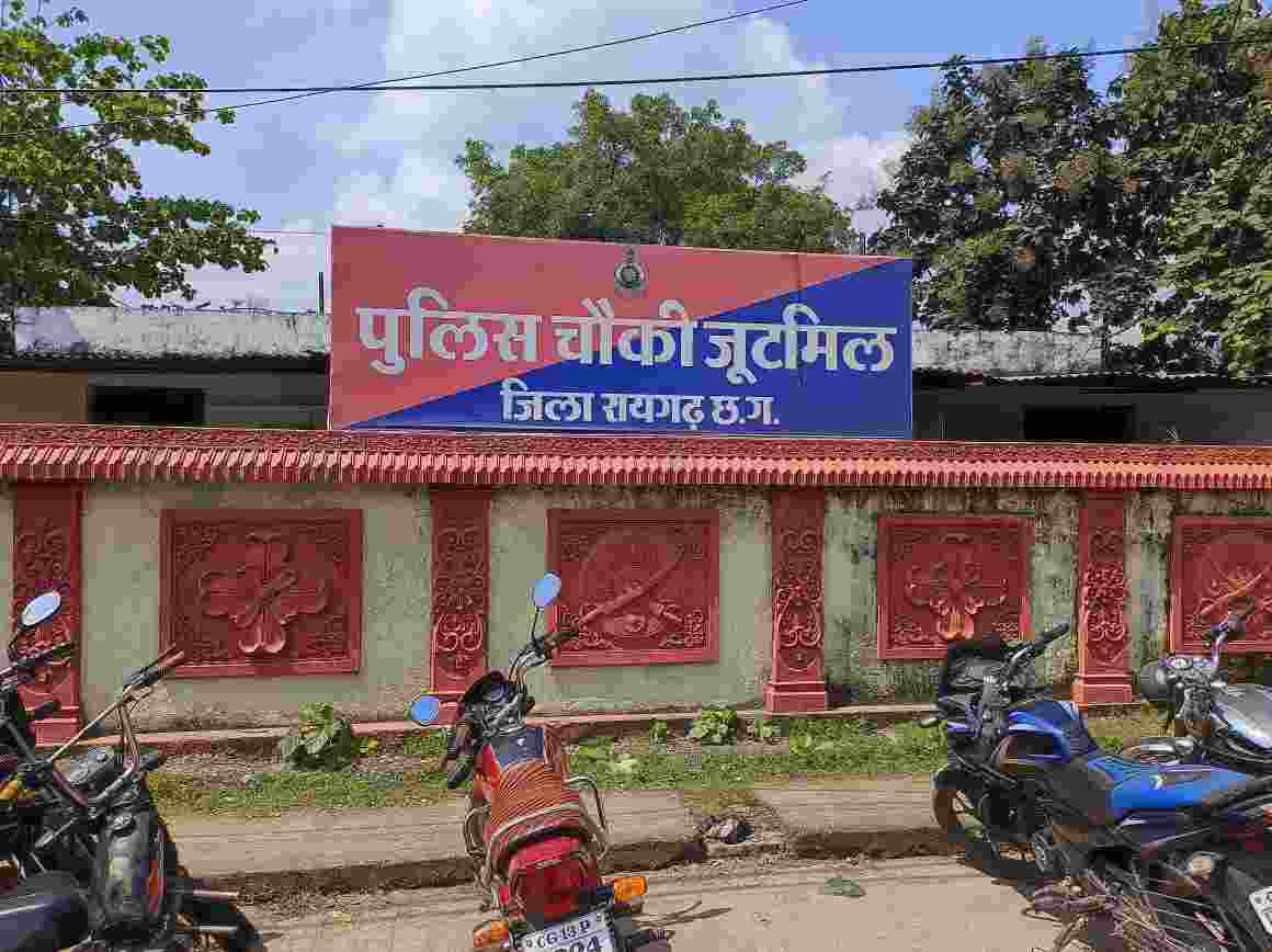 नकली पिस्टल दिखाकर लूटपाट करने वाले 03 आरोपितजूटमिल पुलिस की गिरफ्त में…