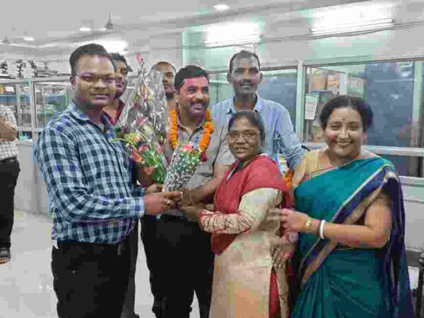 छत्तीसगढ़ न्यायिक कर्मचारी संघ जिला शाखा बिलासपुर के धीरज पलेरिया प्रचंड बहुमत से अध्यक्ष निर्वाचित , न्यायिक कर्मियों ने बधाई एवं शुभकामनाएं ‌दी