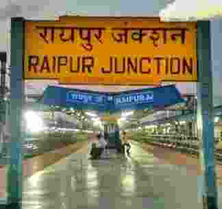 ब्रेकिंग – रायपुर रेलवे स्टेशन में डेटोनेटर ब्लास्ट, सीआरपीएफ के 6 जवान घायल, अस्पताल में भर्ती