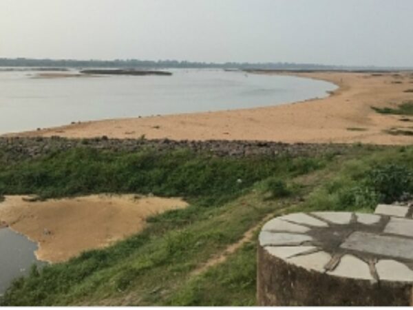 महानदी का पानी पीने योग्य नहीं है,अभी इसकी जांच जारी वैज्ञानिक इसके परीक्षण में लगे