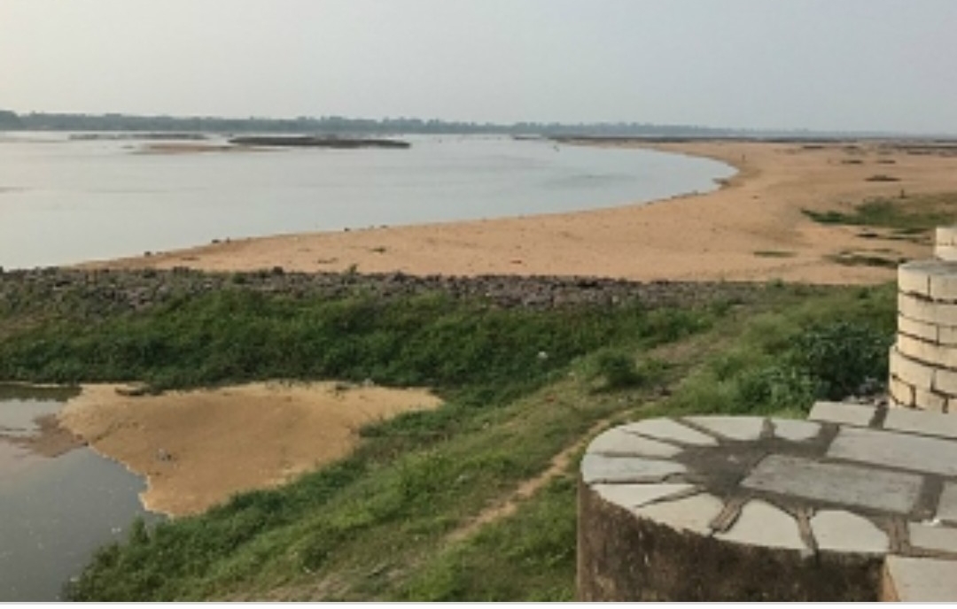 महानदी का पानी पीने योग्य नहीं है,अभी इसकी जांच जारी वैज्ञानिक इसके परीक्षण में लगे