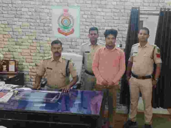 युवती से दुष्कर्म का अपराध दर्ज 2 घंटे के भीतर ही नगर कोतवाल मनीष नागर ने पुसौर क्षेत्र में दबिश देकर आरोपी को किया गिरफ्तार