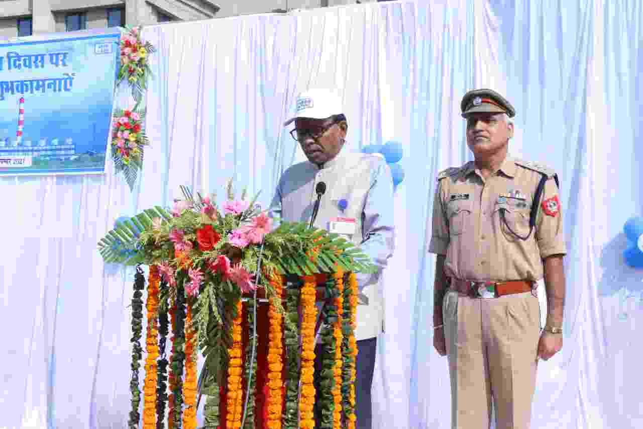 एन.टी.पी.सी. लारा में मनाया गया कंपनी का 47 वां स्थापना दिवस