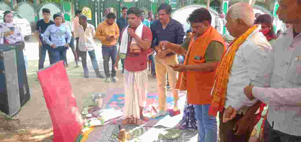 विधायक ने केरडीह में सामुदायिक भवन का लोकार्पण नन्ही बच्ची के हाथ करायामुख्य मंत्री समग्र विकास योजना से 6.50लाख स्वीकृत
