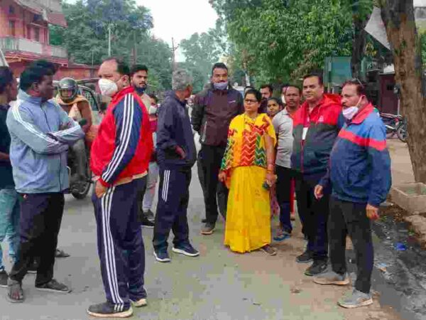 मेयर एमआईसी सदस्य व निगम कमिश्नर ने किया वार्ड 25 का निरीक्षण