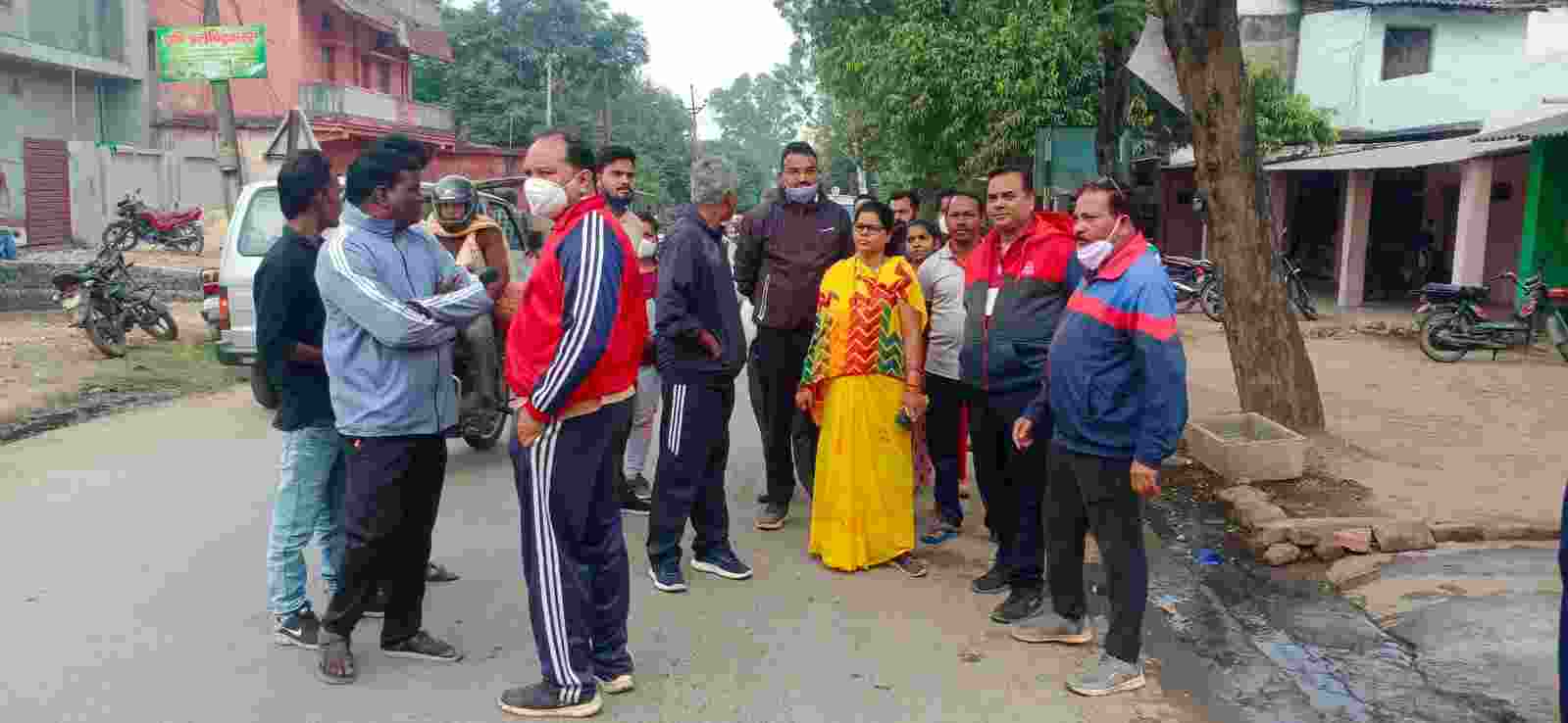 मेयर एमआईसी सदस्य व निगम कमिश्नर ने किया वार्ड 25 का निरीक्षण