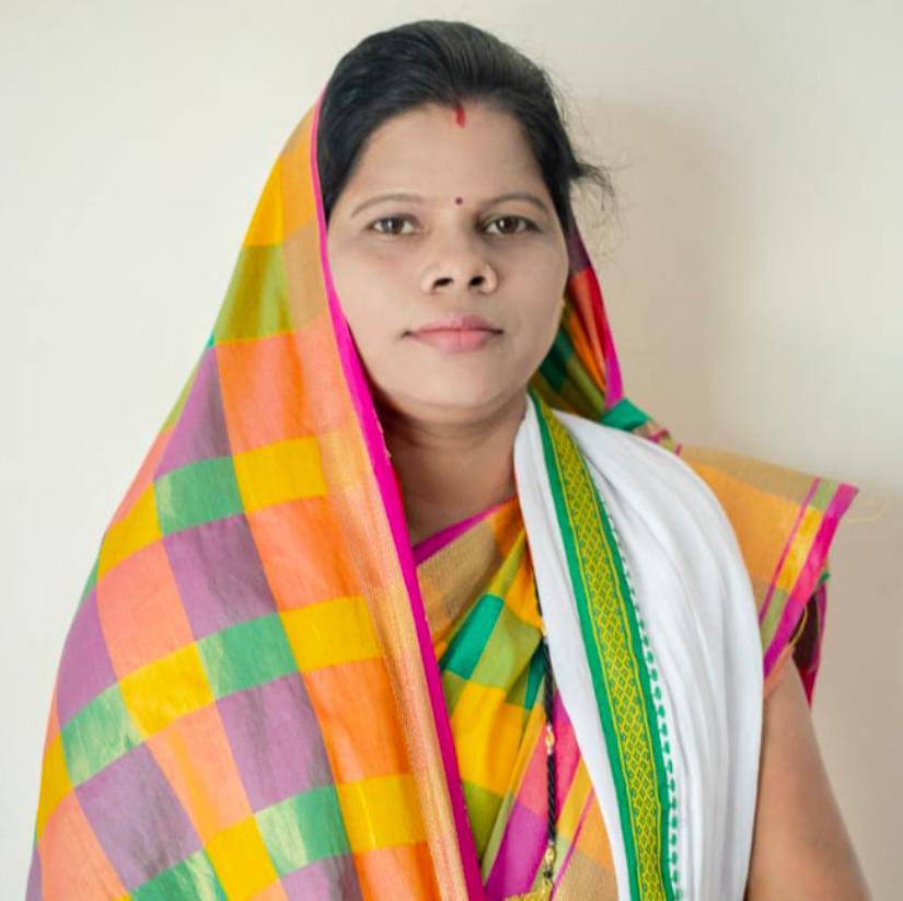 महापौर जानकी काट्जू पहुँची शहीद विप्लव त्रिपाठी के घर
