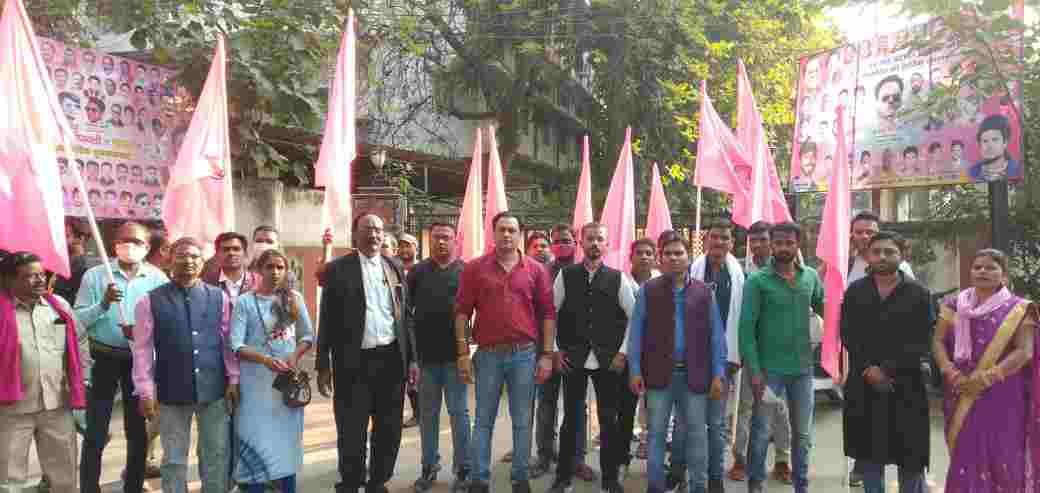 छत्तीसगढ़ में हो रहे बारदाना की कमी को लेकर को जकांछ(जे) अजीत जोगी युवा मोर्चा ने कलेक्टर को ज्ञापन सौंपा