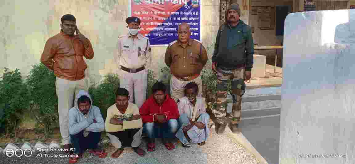 फरार वारंटियों पर जारी है कार्रवाई कापू, जूटमिल और कोसीर पुलिस की 08 वारंटियों को न्यायालय पेश…