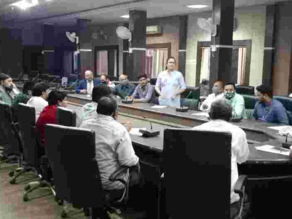 प्लास्टिक कैरीबैग उपयोग करने वालों पर होगी जुर्माने की कार्रवाई
