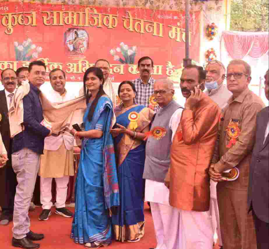 युवा वर्ग की मेहनत किसी समाजिक संगठन की प्रगति के लिये आवश्यक, मिल जुलकर समाज सेवा करने से ही पूर्णता मिलती है :विधायक शैलेष पांडेय