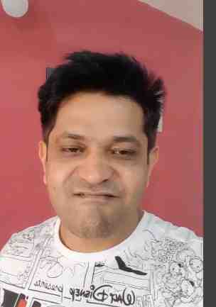 कानपुर मेट्रो में गुटका खाकर थूकने वालों सावधान, जानें- मशहूर कामेडियन विकास गिरी ने क्या कहा