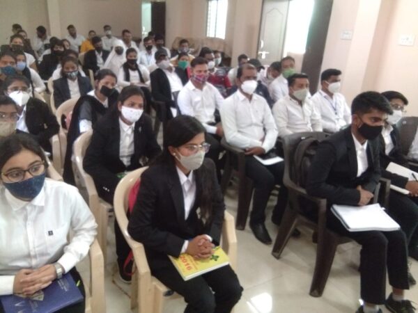जिला न्यायालय में मध्यस्थता विषय पर हुयी कार्यशाला