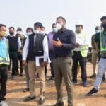 कोविड की तीसरी लहर में भी कोविड प्रोटोकाल का पालन और पूरी सावधानी बरतते हुए गुणवत्ता के साथ तय समय में पूरे हो एन.एच.ए.आई के कार्य – कलेक्टर<br>निर्माणाधीन महत्वपूर्ण कार्यो का कलेक्टर ने लिया जायजा<br>कार्य में गति लाने के दिए निर्देश
