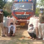 ट्रक में 07 क्विंटल गांजा कीमती 1,40,00,000 रुपयें की तस्करी करते हरियाणा के 02 अन्तर्राज्यीय आरोपी गिरफ्तार