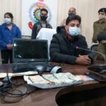 श्रमिक कार्ड बनवाने के नाम पर ग्रामीणों से ठगी करने वाले युवक-युवती गिरफ्तार