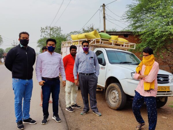 तहसीलदार ने परसदा के पास 50 कट्टी अवैध धान जब्त