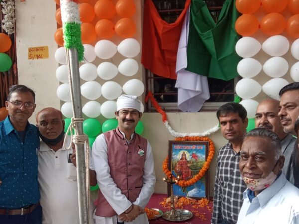 बड़े शान से फहराया गया तिरंगाझंडा पूज्य सिंधी पंचायत कोरबा में