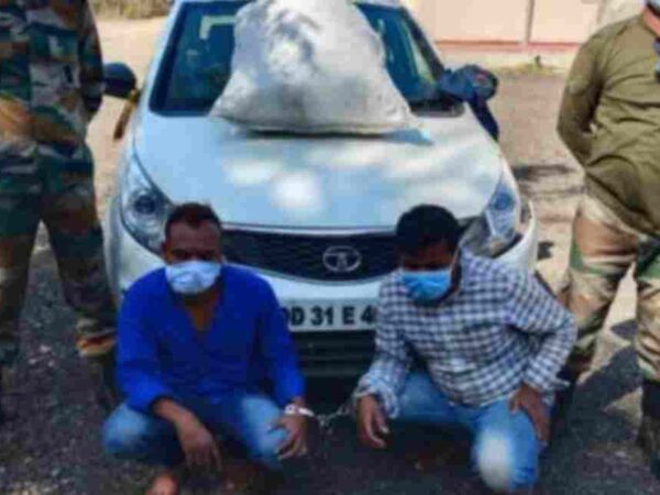 ओडिशा बौद्ध से निकली कार से 5 लाख का गांजा जब्त की छत्तीसगढ़ की सिघोडा पुलिस ने,मामले में 2 गिरफ्तार