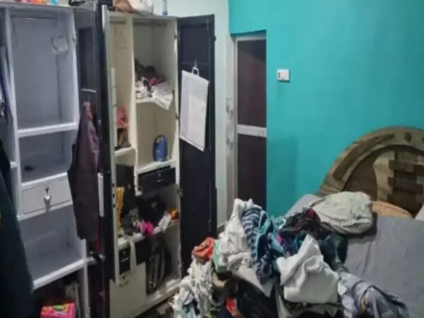 ब्लाक कांग्रेस अध्यक्ष के घर हुई डकैती ढाई लाख नगदी और 5 लाख का सोना ले गए