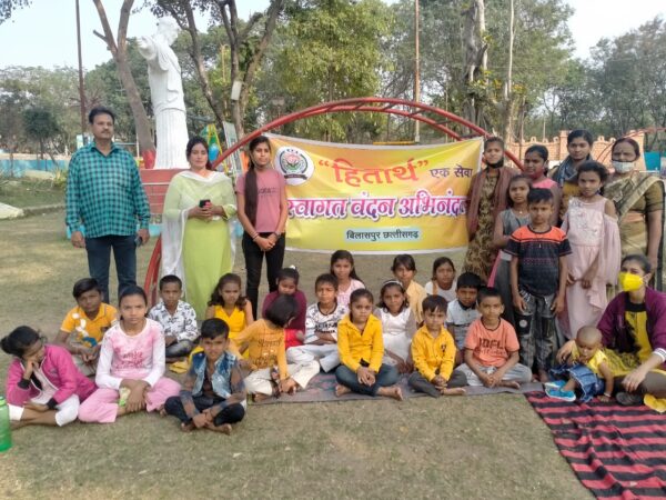 हितार्थ एक सेवा द्वारा__“एक दिन बच्चों के नाम”थीम पर बच्चों को स्मृति वन का भ्रमण कराया गया
