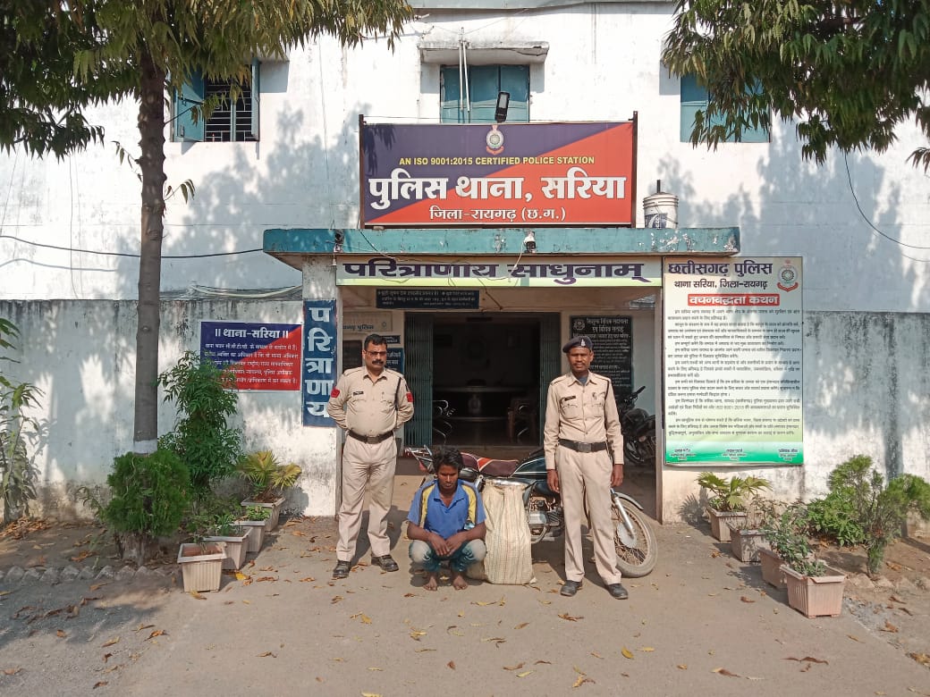 ओडिशा से शराब की तस्करी विफल, 50 लीटर महुआ शराब के साथ आरोपी गिरफ्तार……