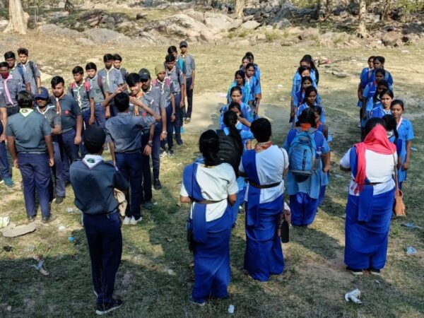 दक्षिण पूर्व मध्य रेलवे बिलासपुर मंडल के में खोडरी रेलवे स्टेशन में तीन दिन का एडवेंचर ट्रैकिंग कैंप का आयोजन