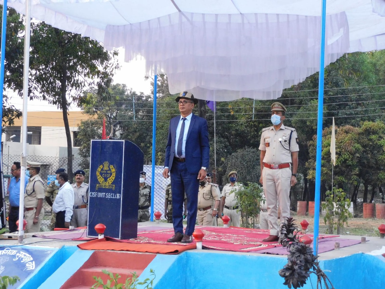 सीआईएसएफ के स्थापना दिवस पर डॉ प्रेमसागर मिश्रा, सीएमडी एसईसीएल रहे मुख्य अतिथिगेवरा क्षेत्र में ली परेड टुकड़ी की सलामी, अर्ध-सैनिक बल के योगदान को बताया महत्वपूर्ण