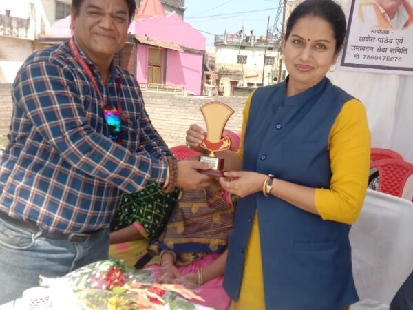 लैलूंगा गर्ल्स ने जीता रियो आईपीएल सीजन 4,महिला दिवस के उपलक्ष्य पर हुआ आयोजनलैलूंगा समेत रायगढ़ की तीन टीमों ने लिया हिस्सा  आकर्षक  पुरस्कारों की हुई बारिश