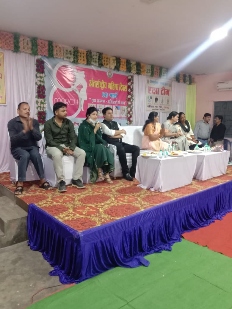 अंतर्राष्ट्रीय महिला दिवसराष्ट्रीय विधिक सेवा प्राधिकरण एवं राज्य विधिक सेवा प्राधिकरण द्वारा महिलाओं के हितों को ध्यान में रखकर बनायी गयी है कई योजनाए