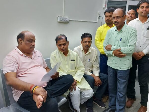 आदर्श काछी कुशवाहा समाज के अध्यक्ष पद के प्रत्याशी श्याम कश्यप ने  जमीन की मांग राजस्व मंत्री से की, मिला आश्वासन