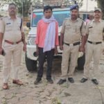 पुलिस थाना सोनहत के द्वारा अवैध रूप चोरी का करीब ढाई टन कोयला एवं एक पिकअप गाड़ी के साथ एक आरोपी गिरफतार