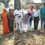 बेलतरा विधानसभा क्षेत्र के ग्राम बांका में देवस्थल में देव गड़ी निर्माण भूमि पूजन  सत्येंद्र कौशिक सांसद प्रतिनिधि ने किया
