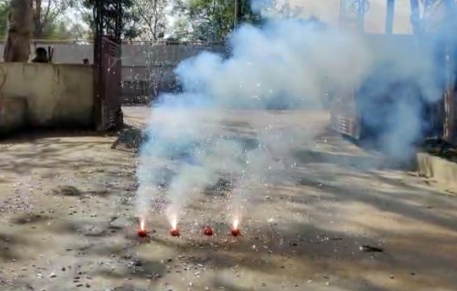 पुराना पेंशन लागू होने पर विद्युत कंपनी के अधिकारी कर्मचारियों में हर्ष का माहौल