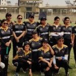 बिलासपुर एडवोकेट क्रिकेट लीग…<br>हमीदा हॉक्स की 20 रनों से शानदार जीत ,राशि तिवारी हुई “प्लेयर ऑफ द मैच” दोनों टीमों को प्रोत्साहित करने छत्तीसगढ़ हाईकोर्ट के महाधिवक्ता श्री सतीश चंद्र वर्मा खेल के दौरान उपस्थित रहे